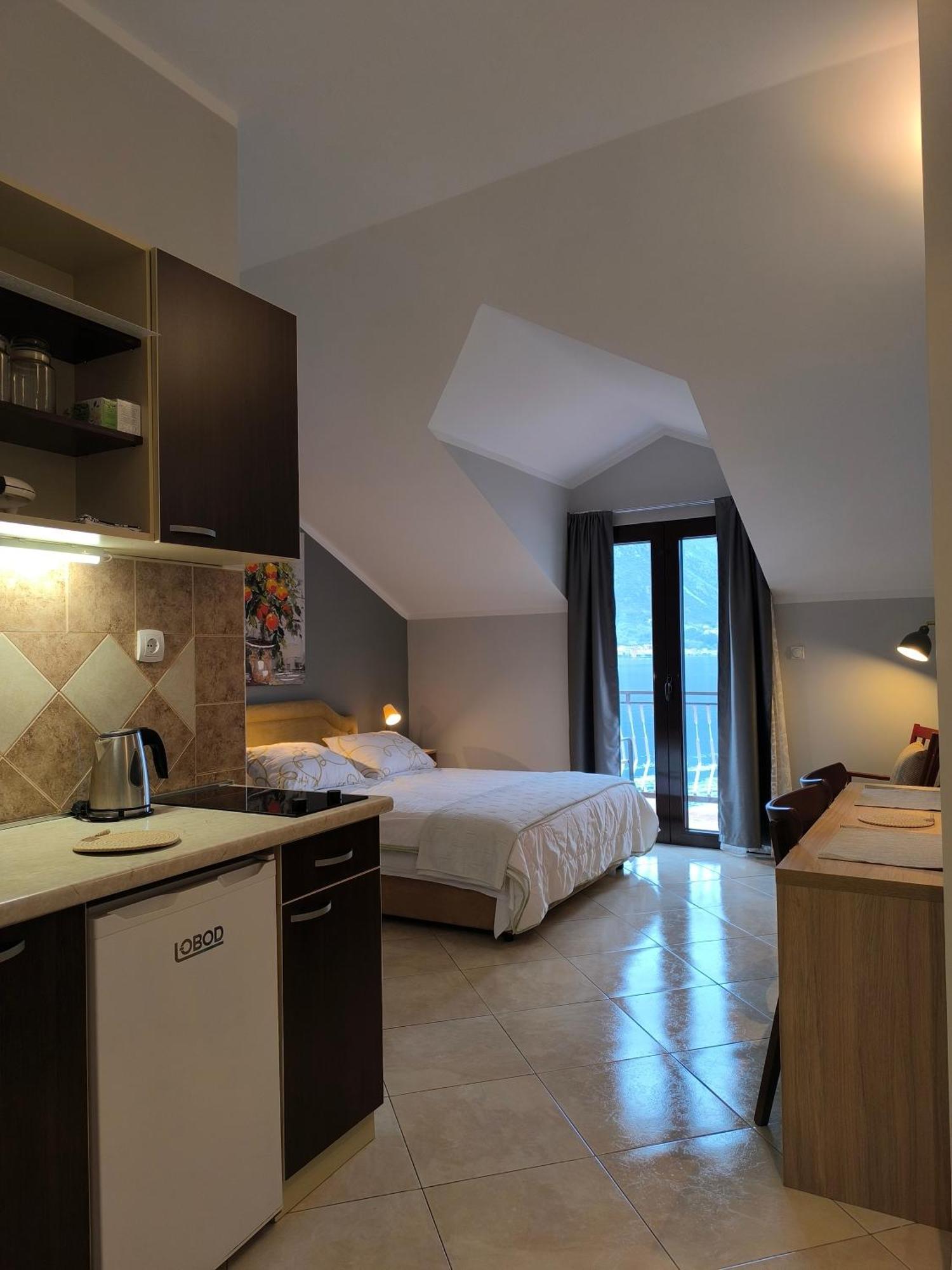 Apartments Djurovic Kotor Buitenkant foto
